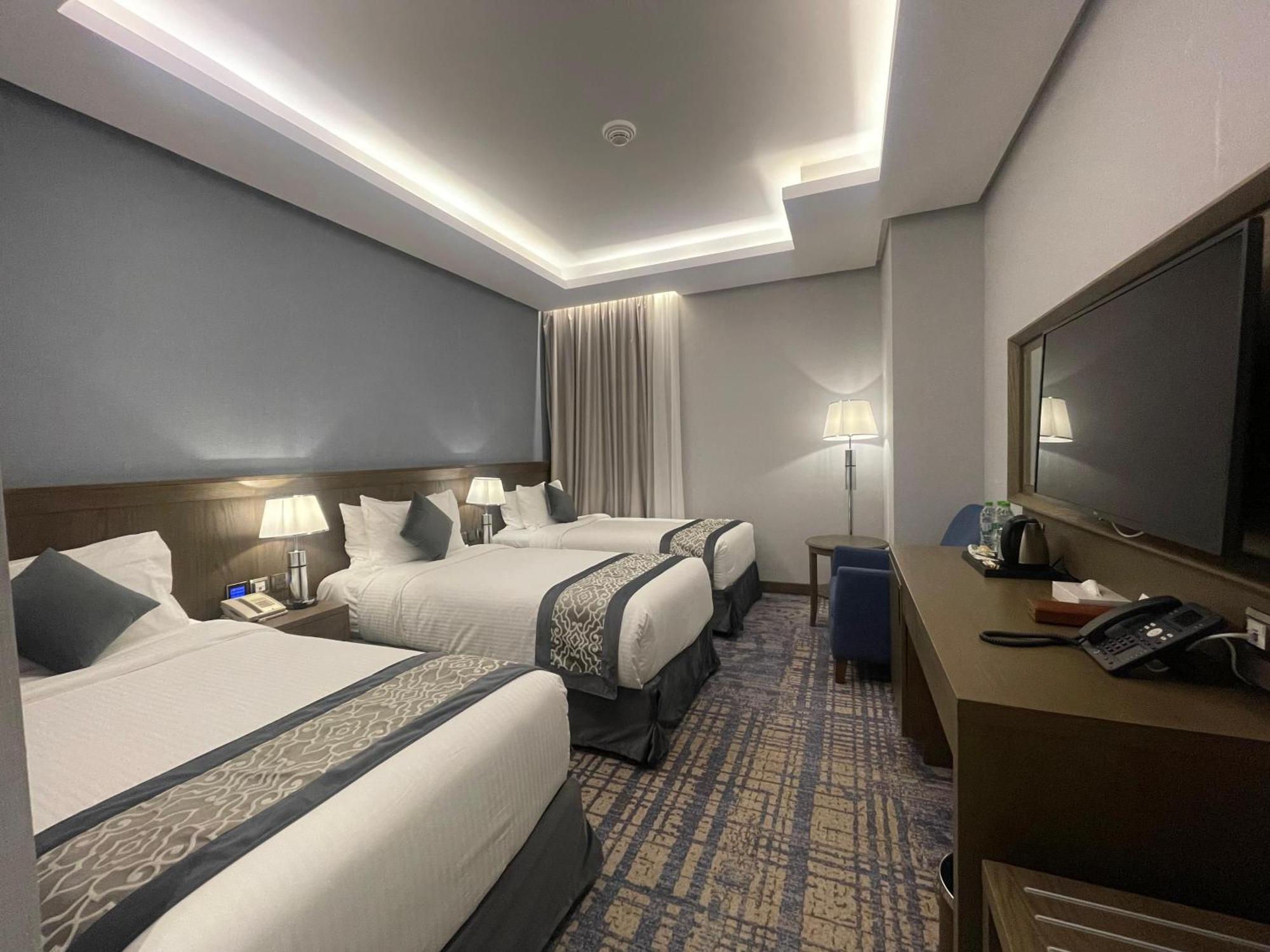 Hotel Maien Taiba